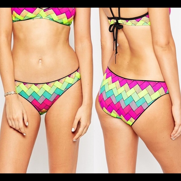 NWT Seafolly Beach Vibe Hipster Bikini Bottom [ 4 US ] Pink yellow‎ green - Picture 1 of 8